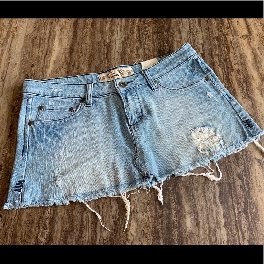 VANILLA STAR MINI JEAN SKIRT DISTRESSED SZ 5